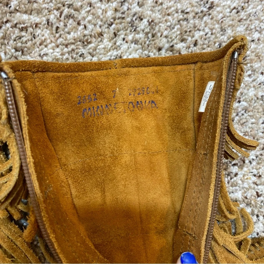 Minnetonka Youth Size 7 Brown Suede 3 Layer Fringe Leather Boot Side Zip